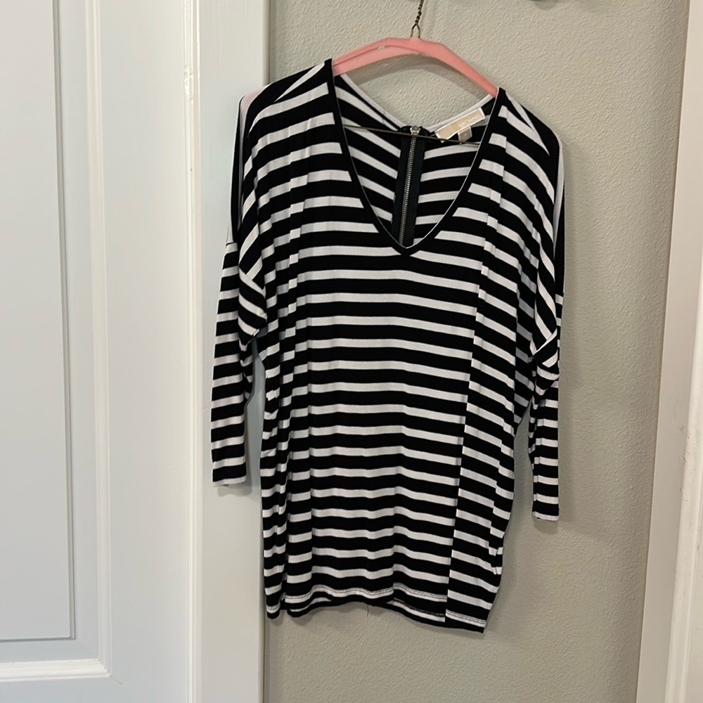 Black and white tunic